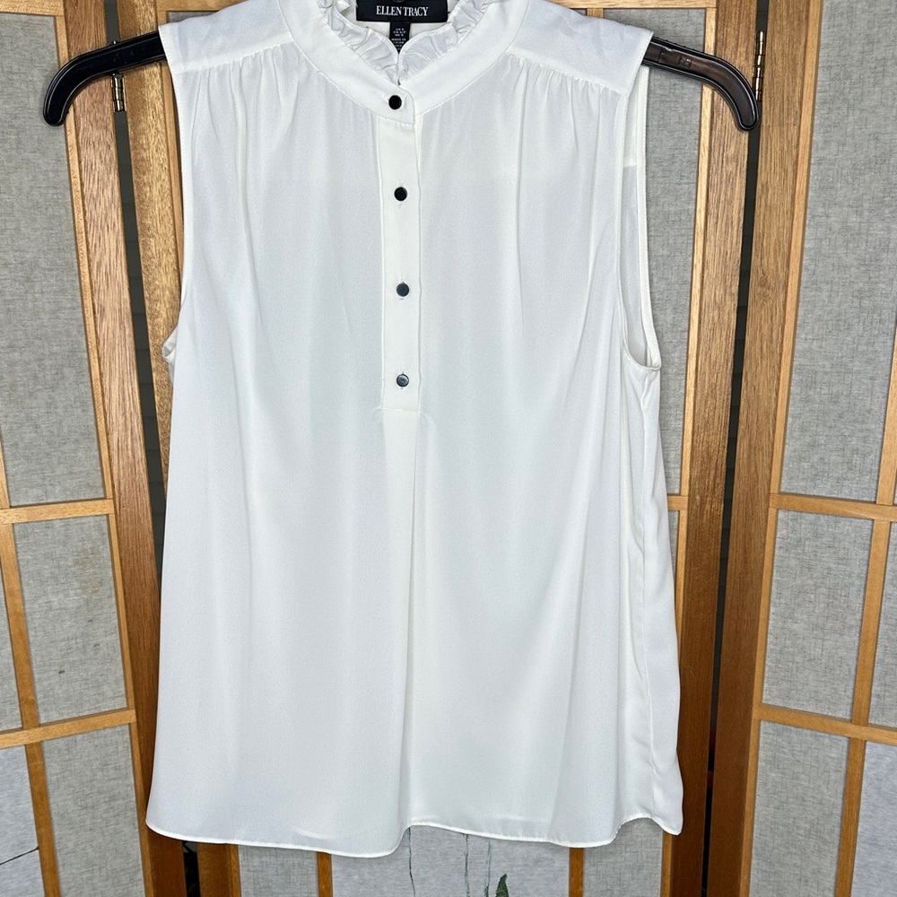 Ellen Tracy White Sleeveless Ruffle Mock-Collar Blouse Size S/P